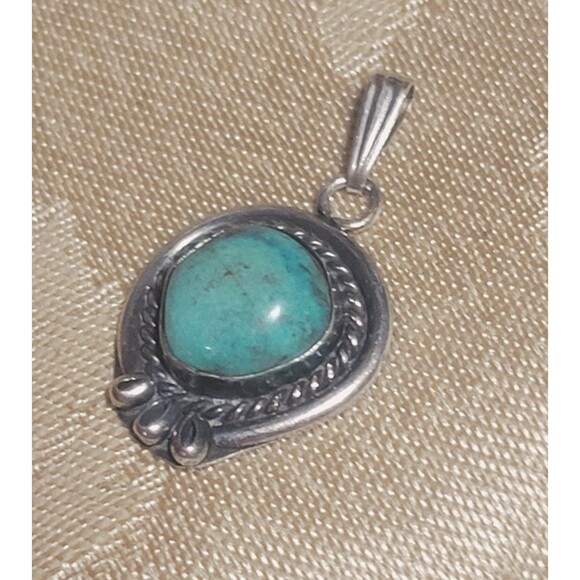 VTG Native American Blue-Green Turquoise Sterling Silver Filigree Pendant - Picture 3 of 8